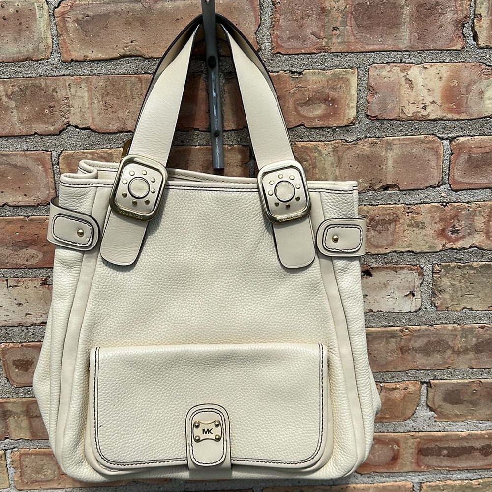New Michael Kors Cream Leather Tote Bag $448